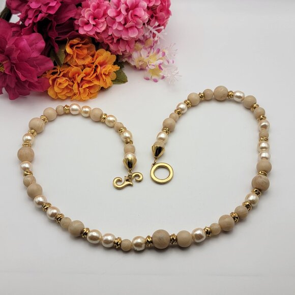 Givenchy Gold Tone Cream Faux Pearl Beaded Necklace 31" Toggle Clasp - Picture 1 of 9